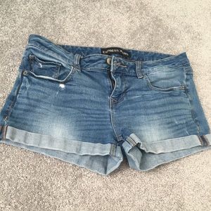 Express shorts size 6